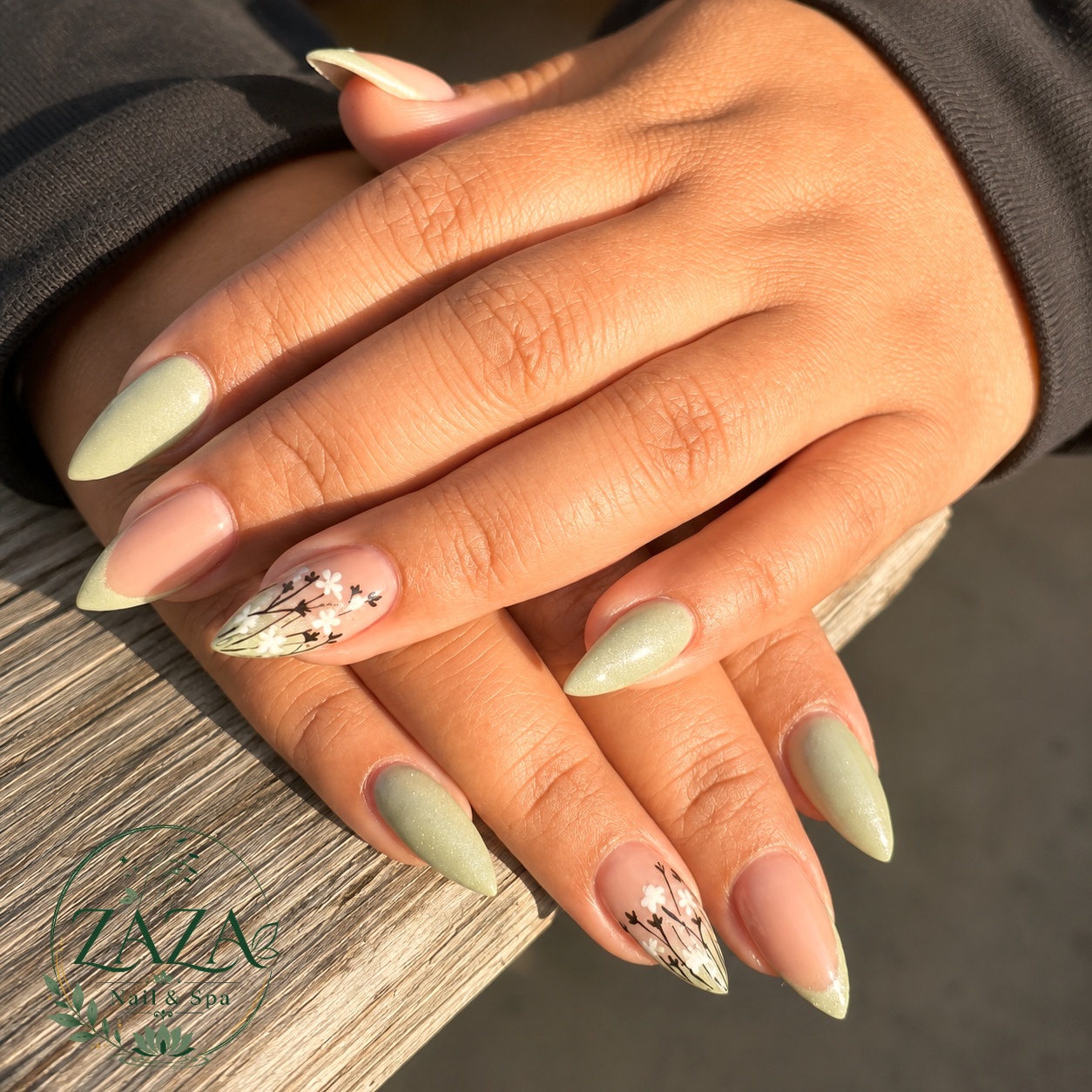 nail-4-vuong